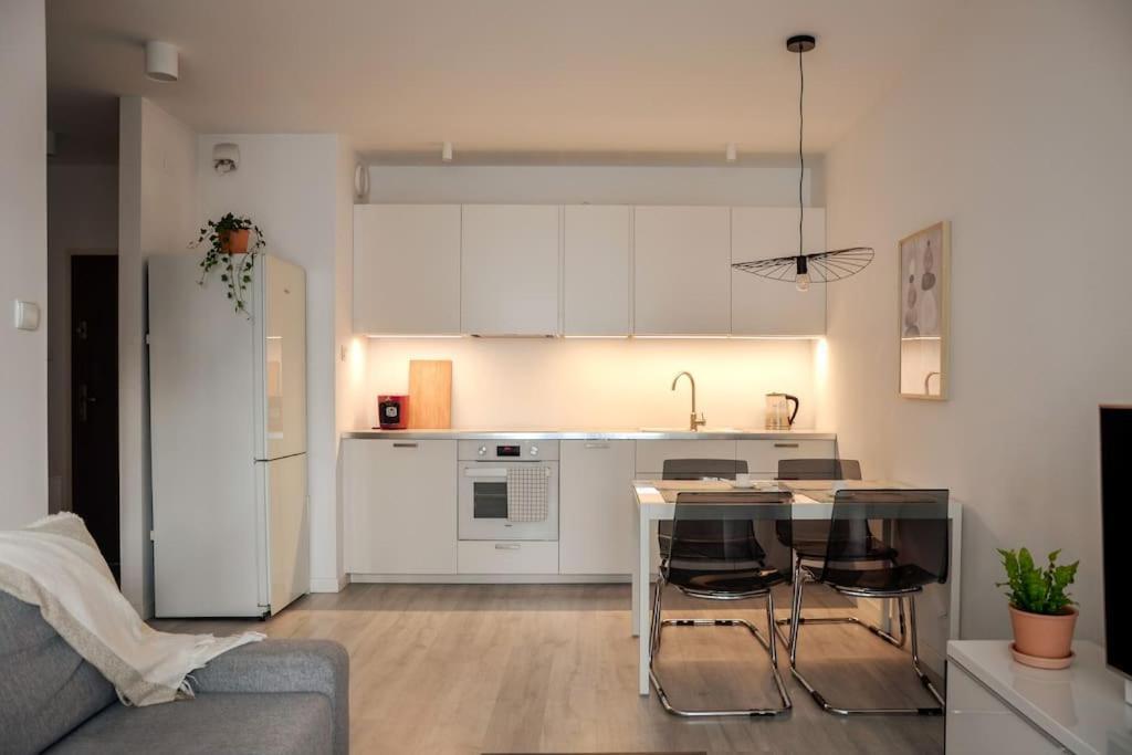 Platinum Jaglana Apartment - Wyspa Spichrzow Gdansk Exterior photo